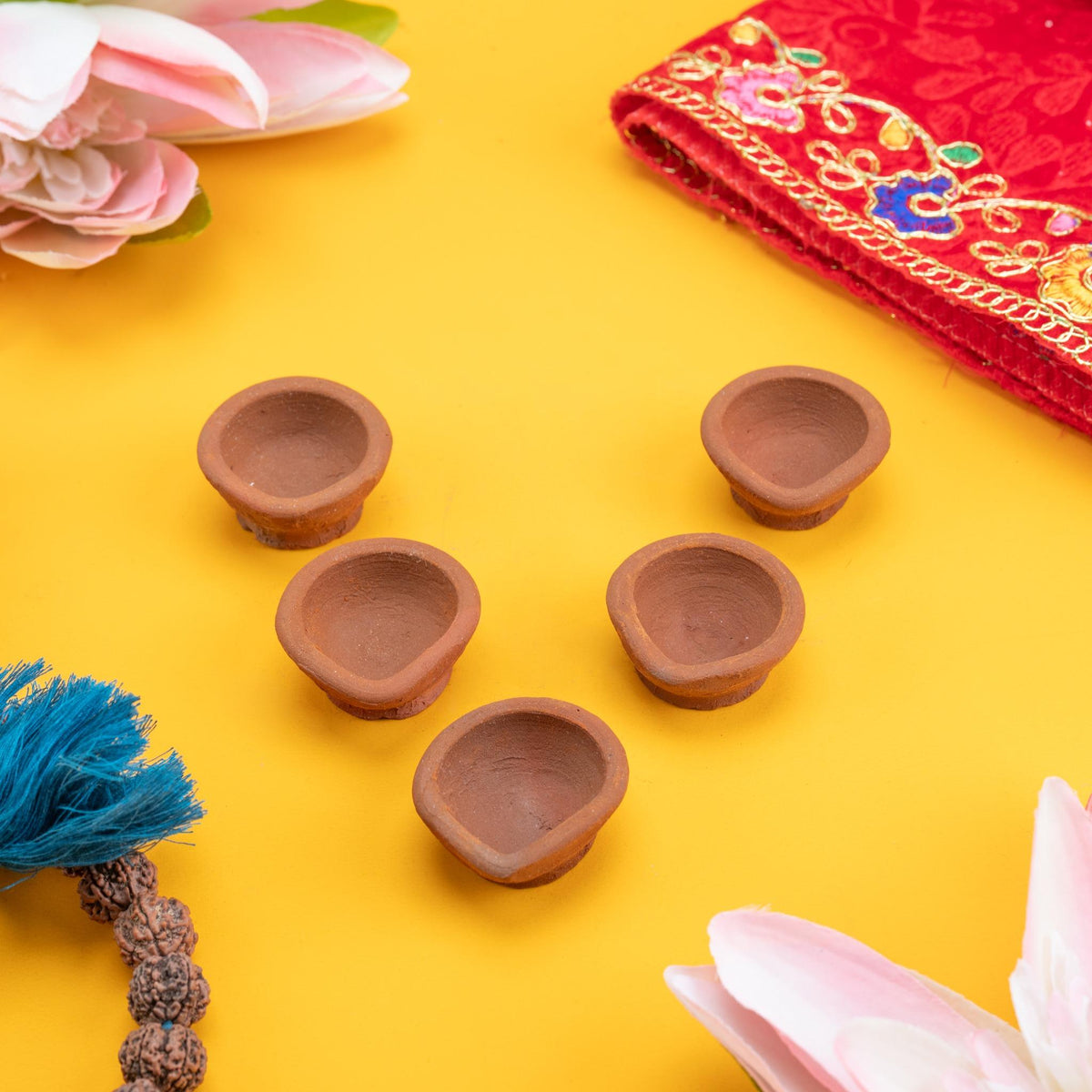 Set of 5 Clay Diyas