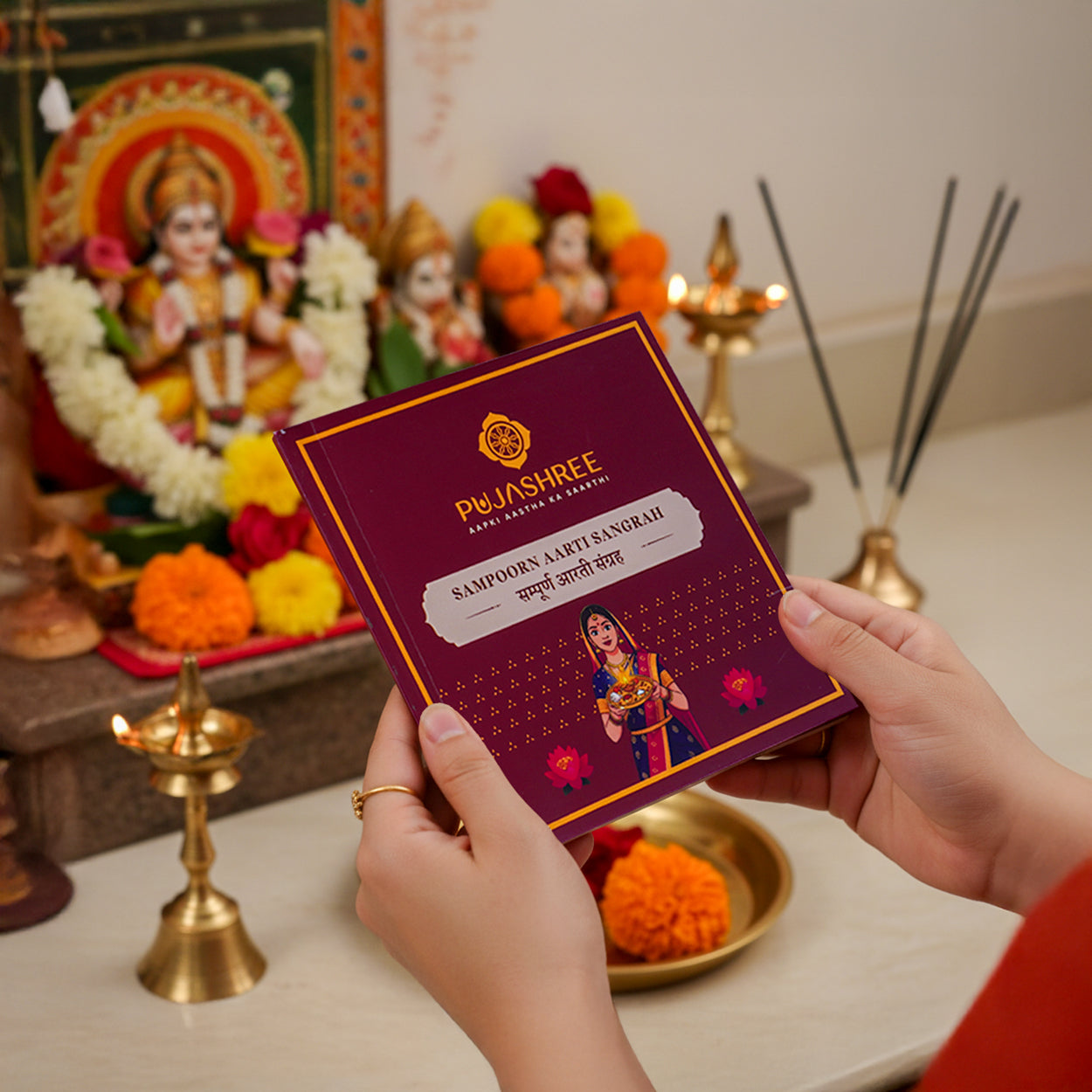 Sampoorn Aarti Sangrah Book | Complete Aarti Collection in Hindi & English by Pujashree | Sanatana Journey