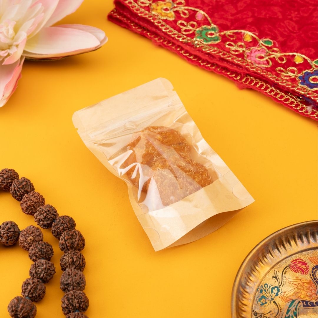 Gud (Organic) – Jaggery Cubes Small For Pooja & Health (100g)